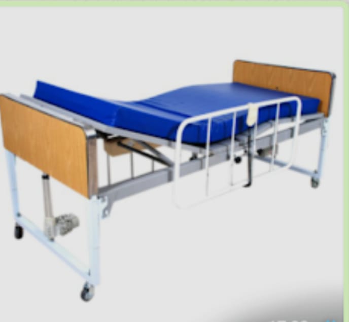Cama hospitalar motorizada com 6 movimentos para locação